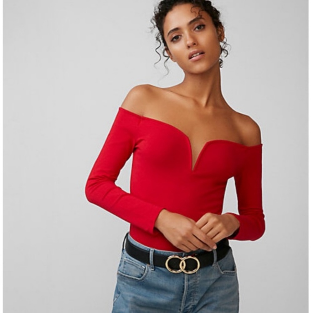 *NEW* EXPRESS V-Wire Sweetheart Neck Fitted Top